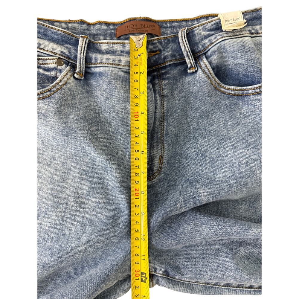 Judy Blue Stonewell High Rise Straight Leg Jeans Light Wash Size 13/31 Stretch - Picture 12 of 13
